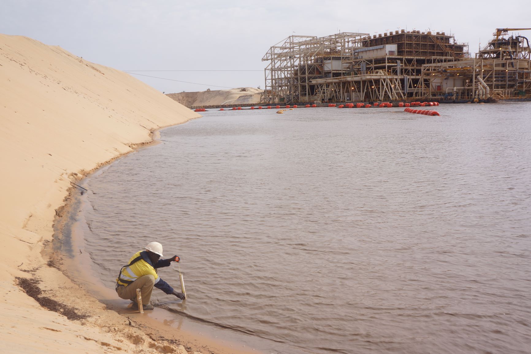 Mine de GCO (groupe Eramet) : suivi du niveau du bassin